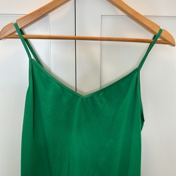 Green XL Long tank top - Picture 2 of 5